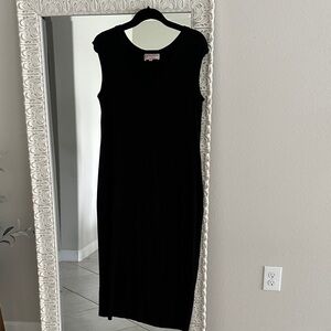 Philosophy Black Sleeveless Stretchy Dress